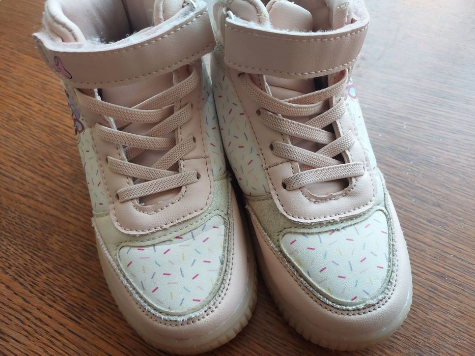 Черевики для дівчинки LC WAIKIKI. Р27