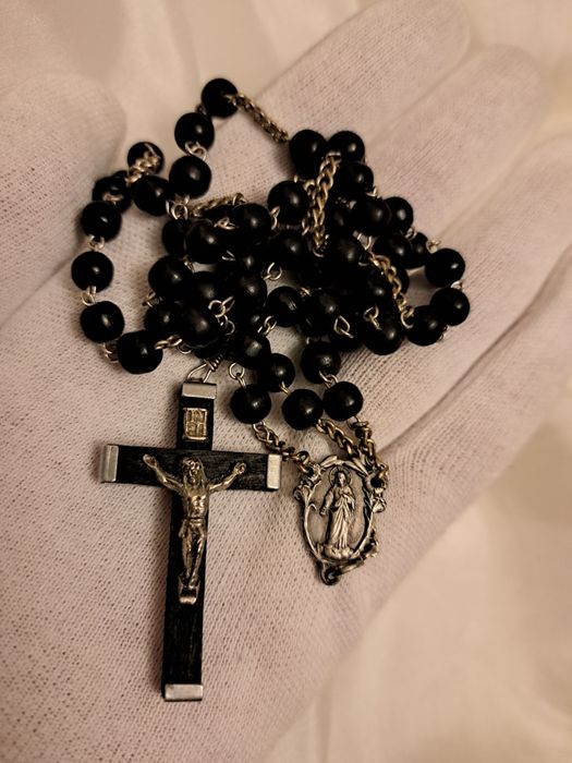 Stary różaniec vintage drewniany czarny
