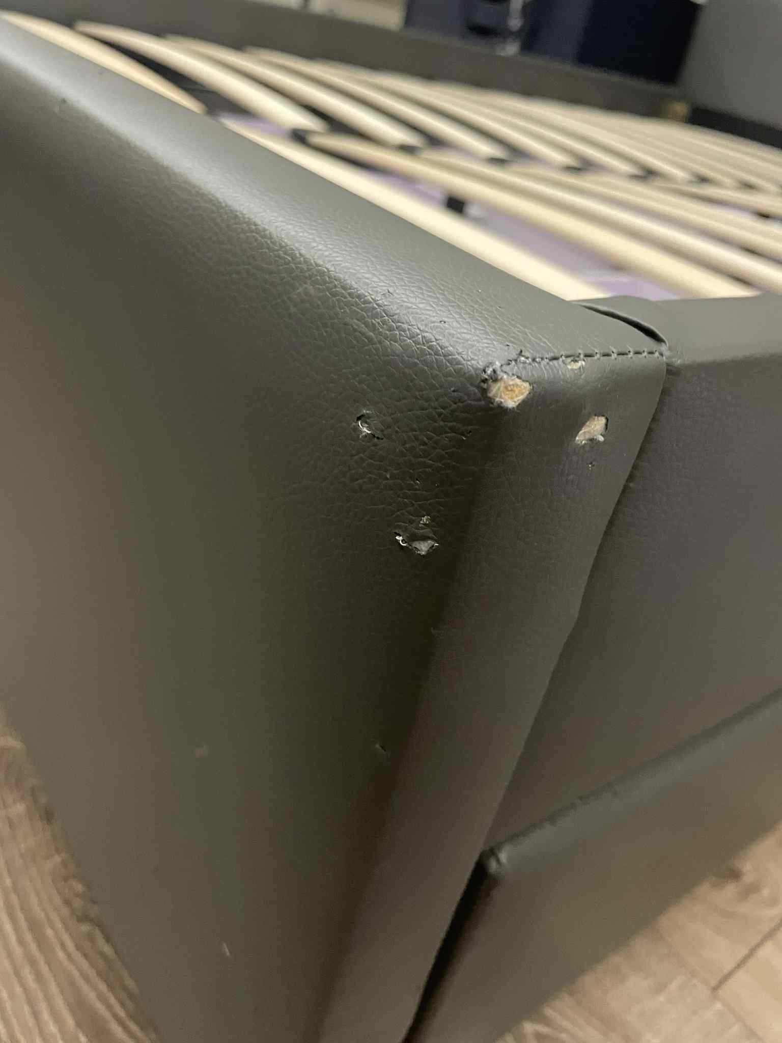 Łóżko 140x200 tapicerowane LED z szufladami i stelażem BEZ MATERACA