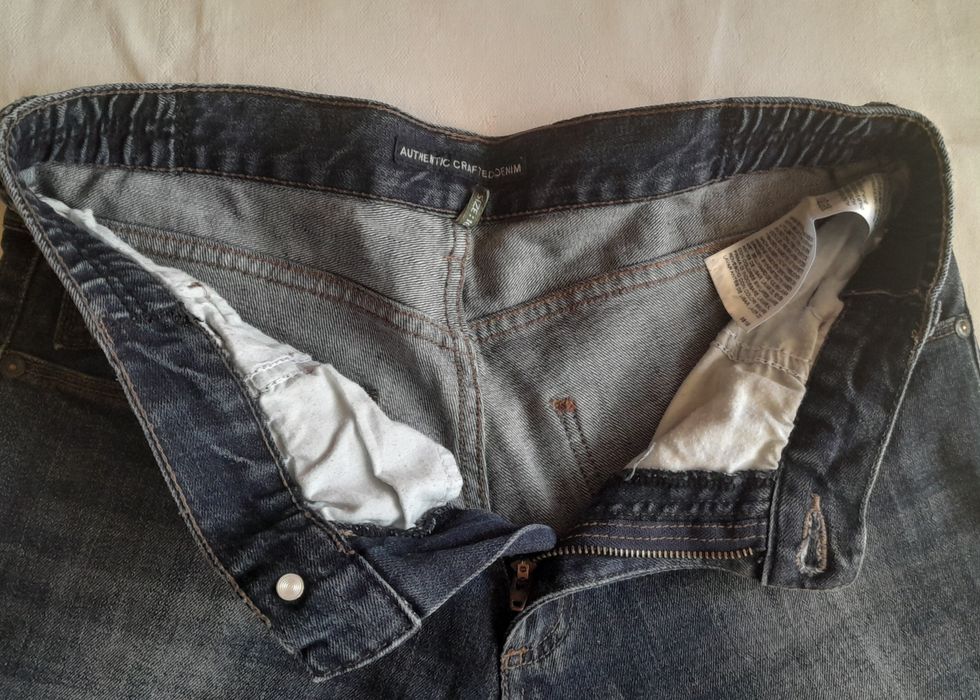 C&A Фирменные джинсы на мальчика Синие с потертостями