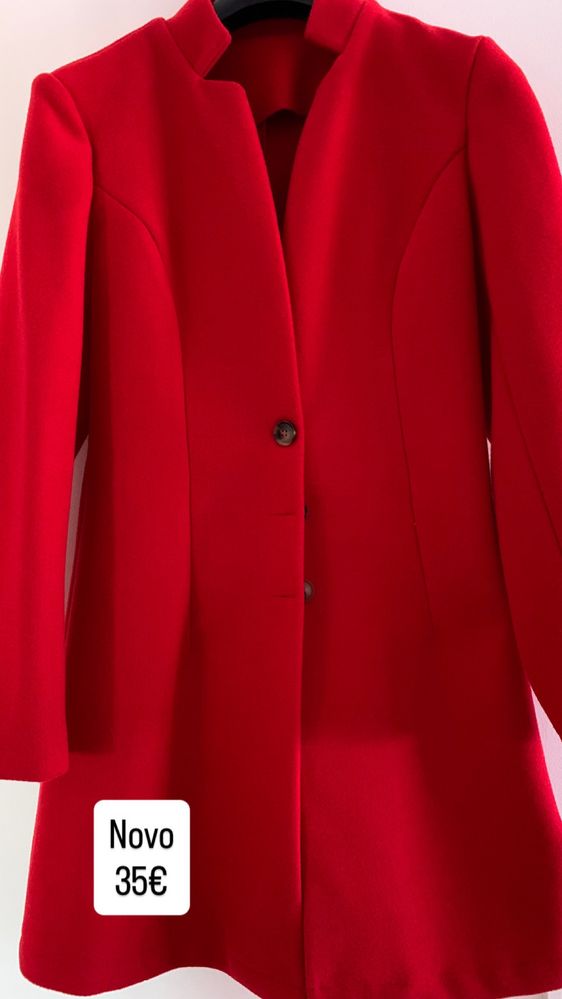 Casaco novo vermelho