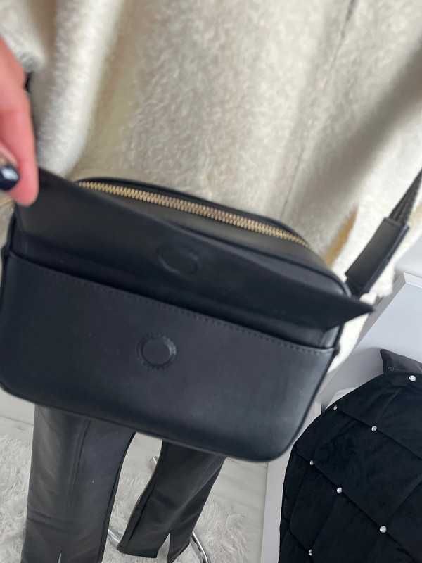 Tommy Hilfiger torebka listonoszka czarna