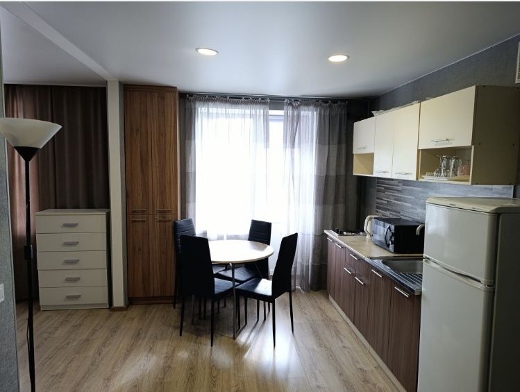 Продам 1 кім. Квартиру з ремонтом