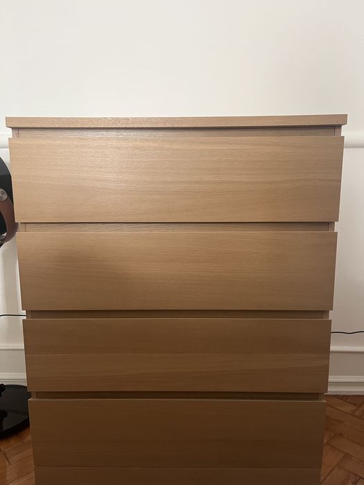 Cómoda Malm 4 Gavetas