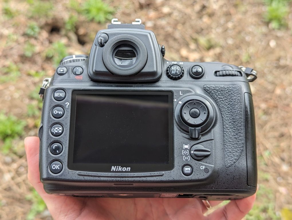 Nikon D700 Full Frame Ремонт, або запчастини