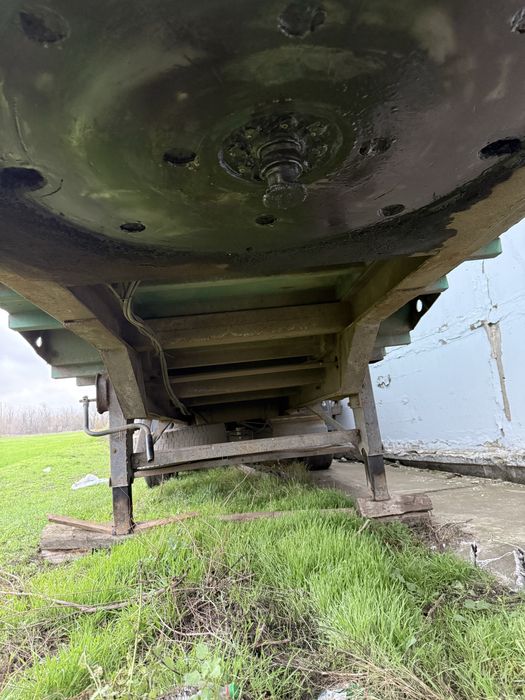 Продам полуприцеп зерновоз НПС 2250