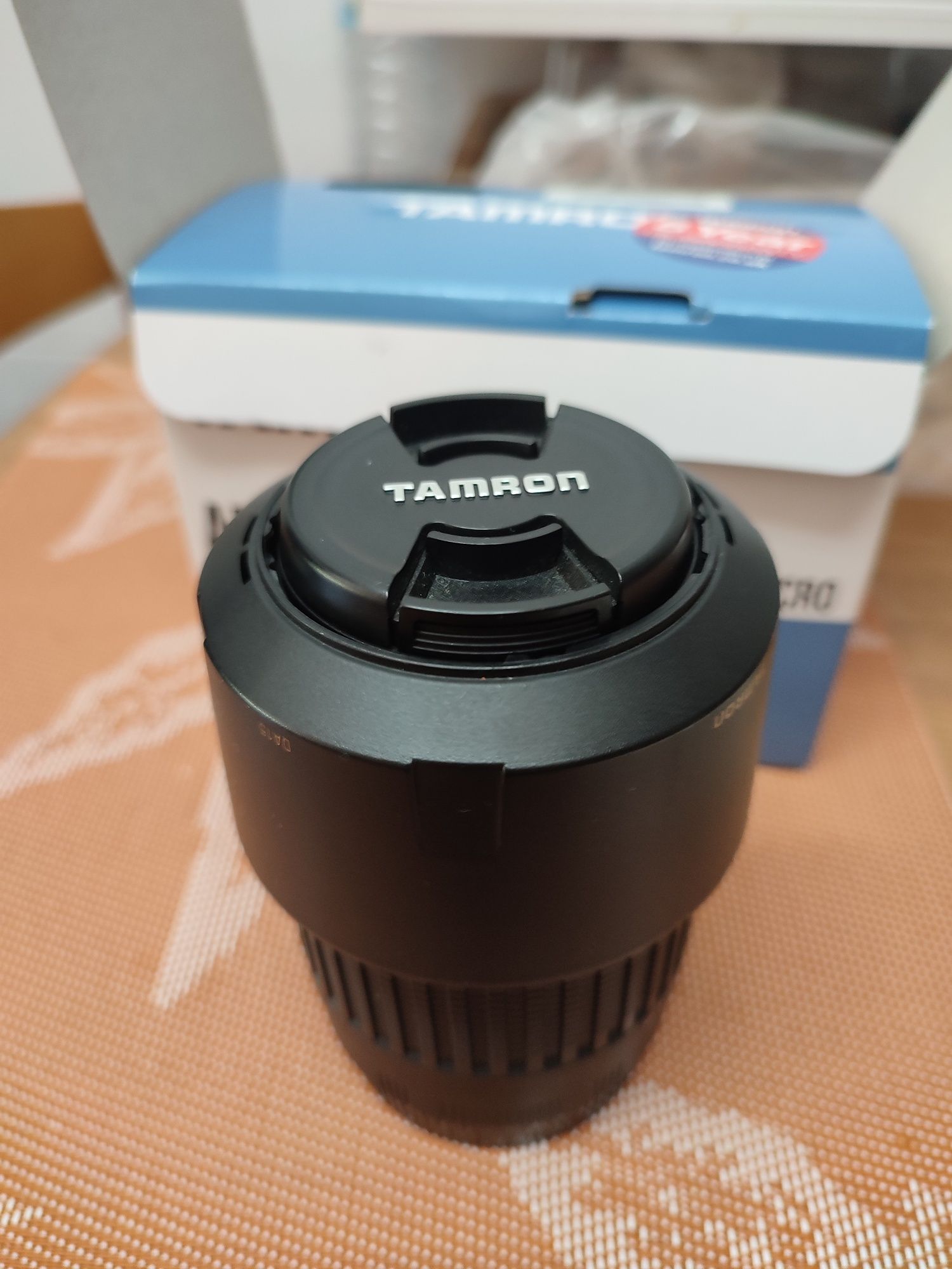 Vende se Lente TAMRON 55-200