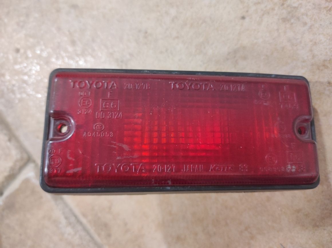 Стоп сигнал в задний  бампер Toyota RAV4(2)