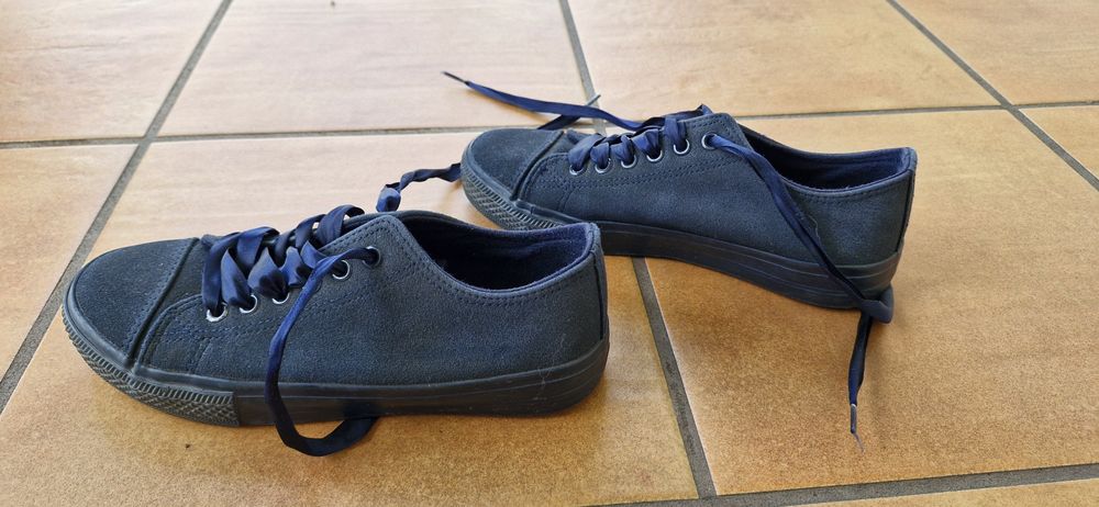 Buty damskie Sprandi w rozm. 36