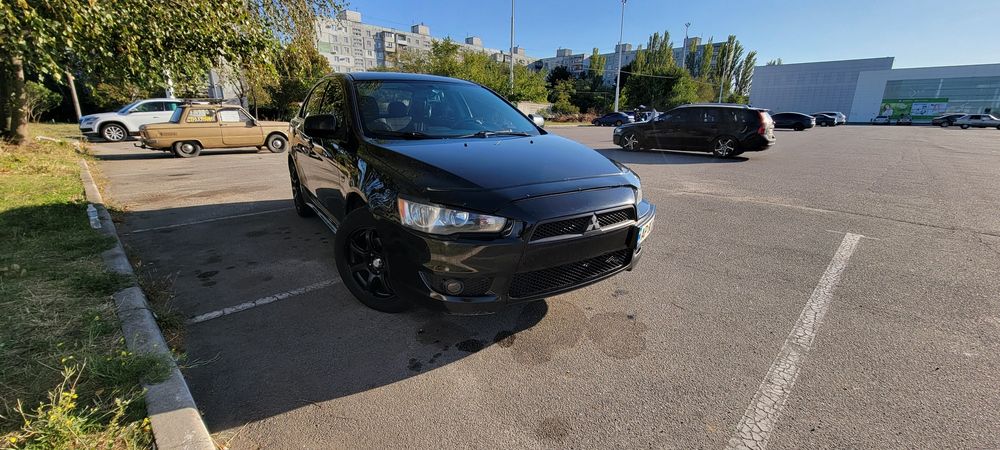 Продам ланцер 10 г/б