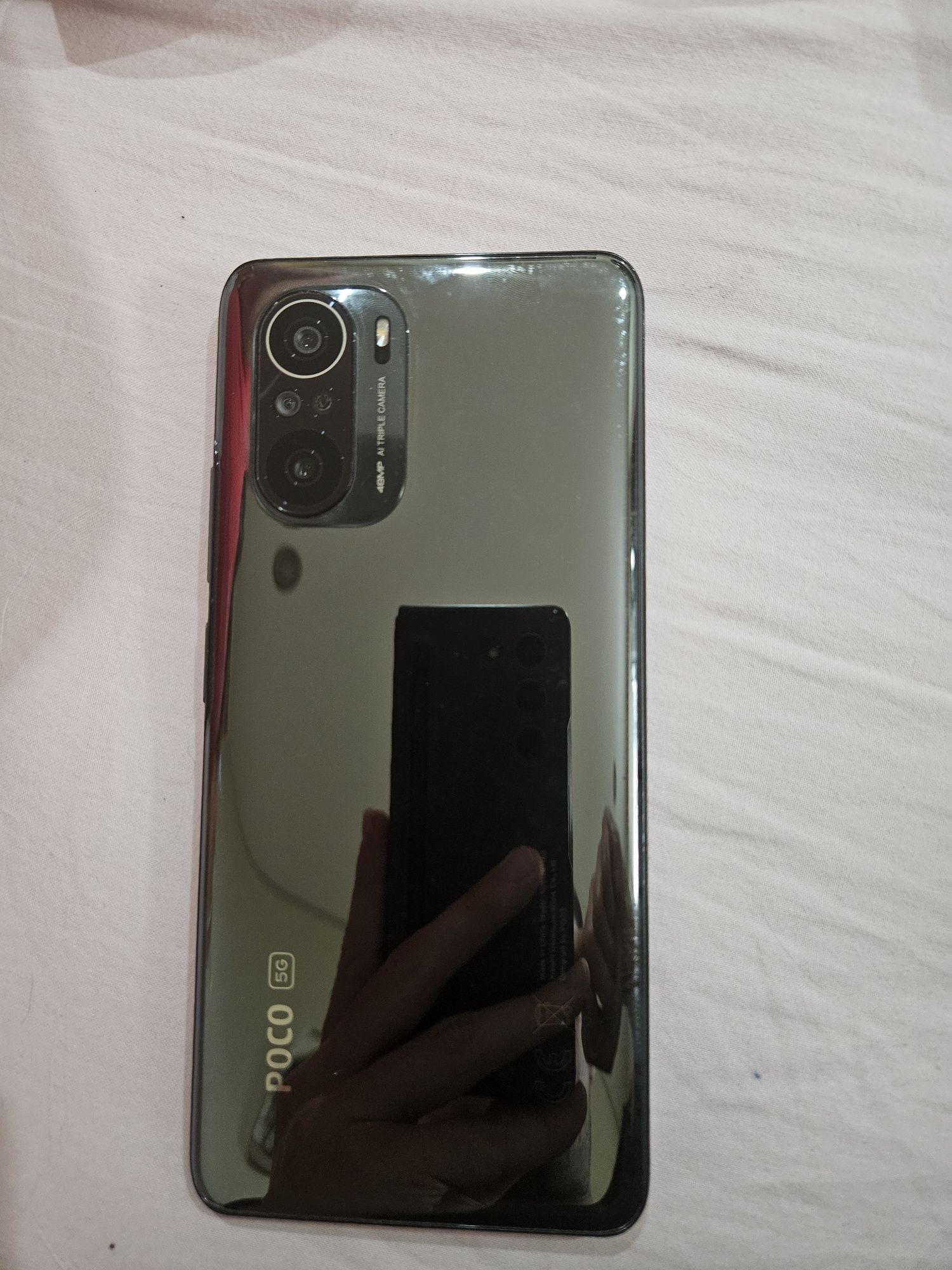 Poco F3 - ecrã com burn in na parte de baixo