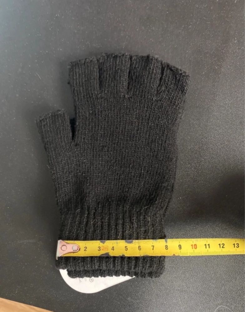 Rękawiczki czarne bez palców  nowe z metką