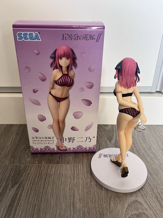 Nino Nakano Sega - Statue