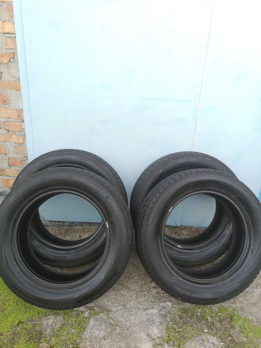 Почти новые Покрышки  Arrivo Winmaster ARW2 225/60/17