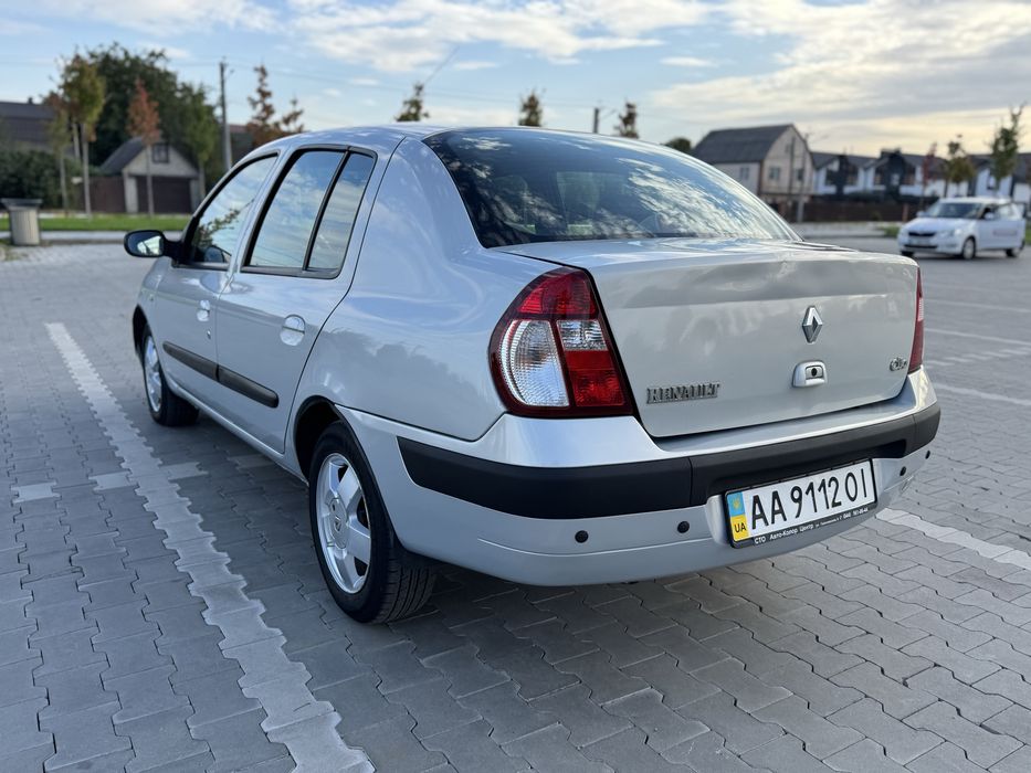 RENAULT Symbol clio автомат
