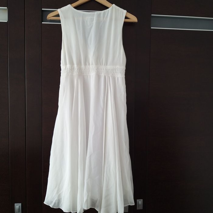 Zwiewna sukienka midi w rozm. S