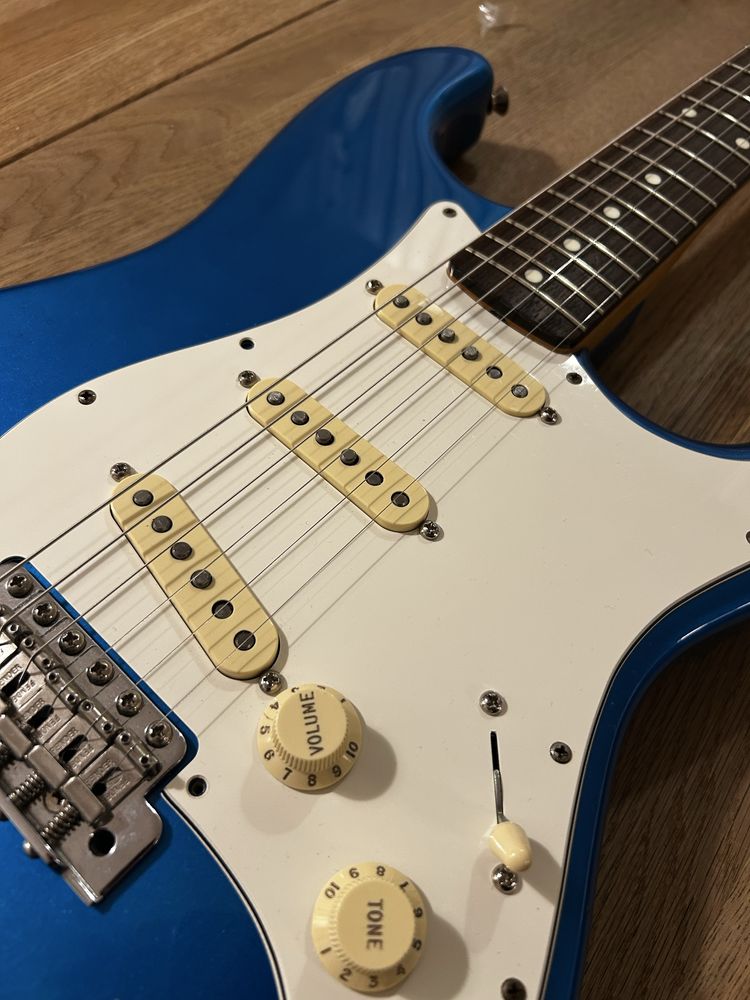 Fender Stratocaster Japan ST62-70TX Lake Placid Blue + 57/62 + gigbag