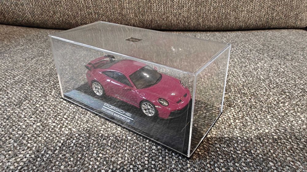 Spark 1:43 Porsche 911 GT3 GB Collectors Edition Ruby Star limit 992