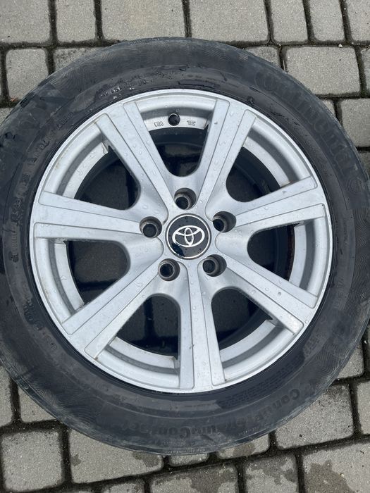 Alufelgi 5x114,3 16 cali Toyota Auris Avensis Corolla opony 205/55/16