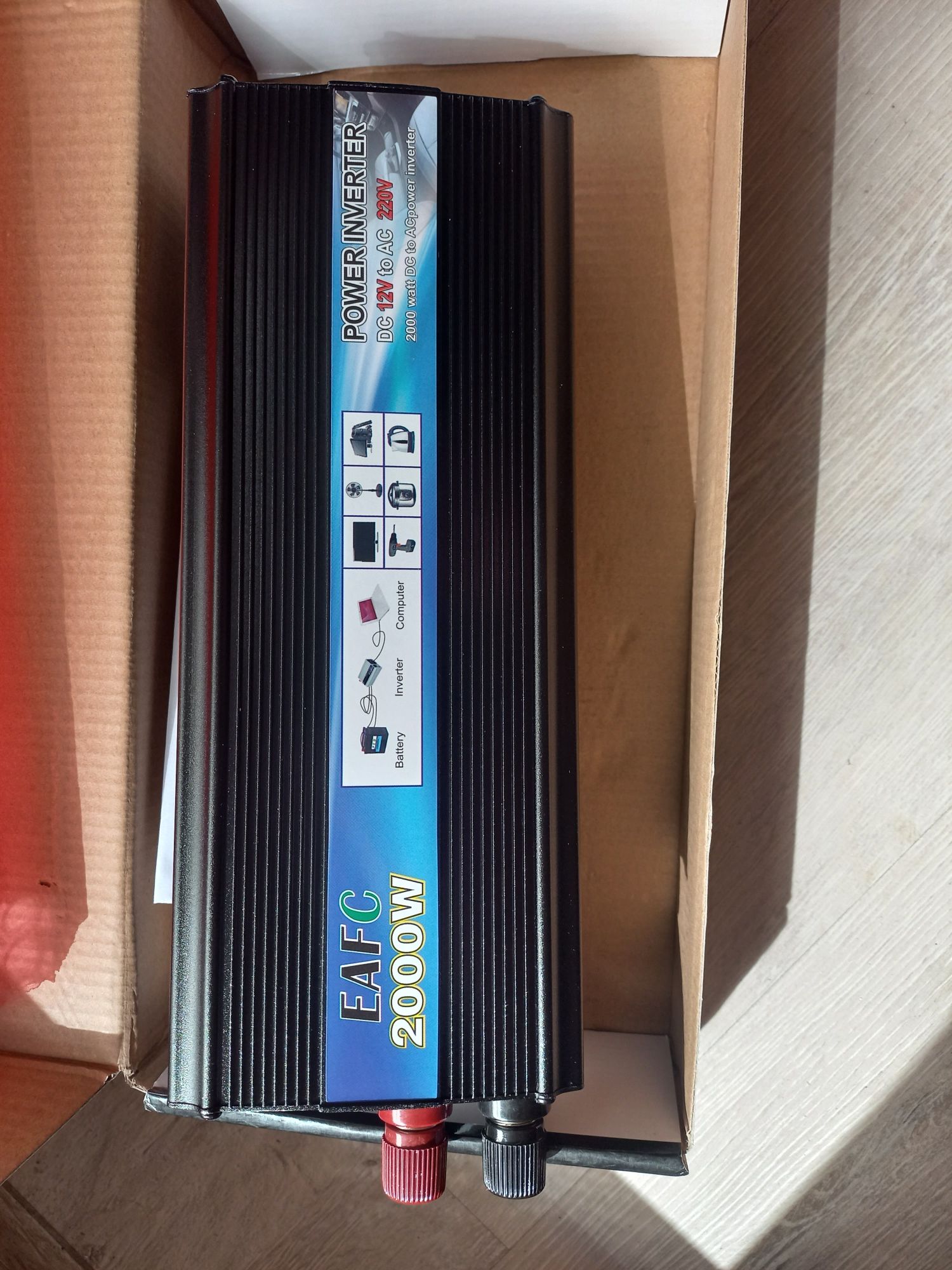 Инвертор 12V-220V 2000w