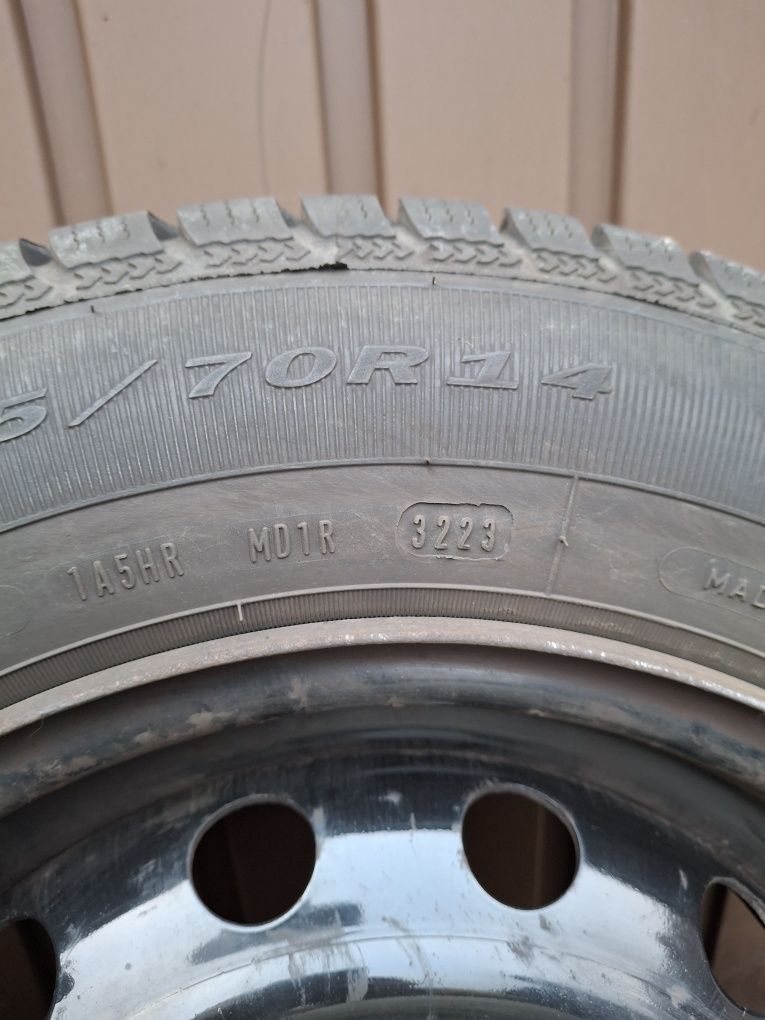 Opony zimowe z felgami citroen c3
