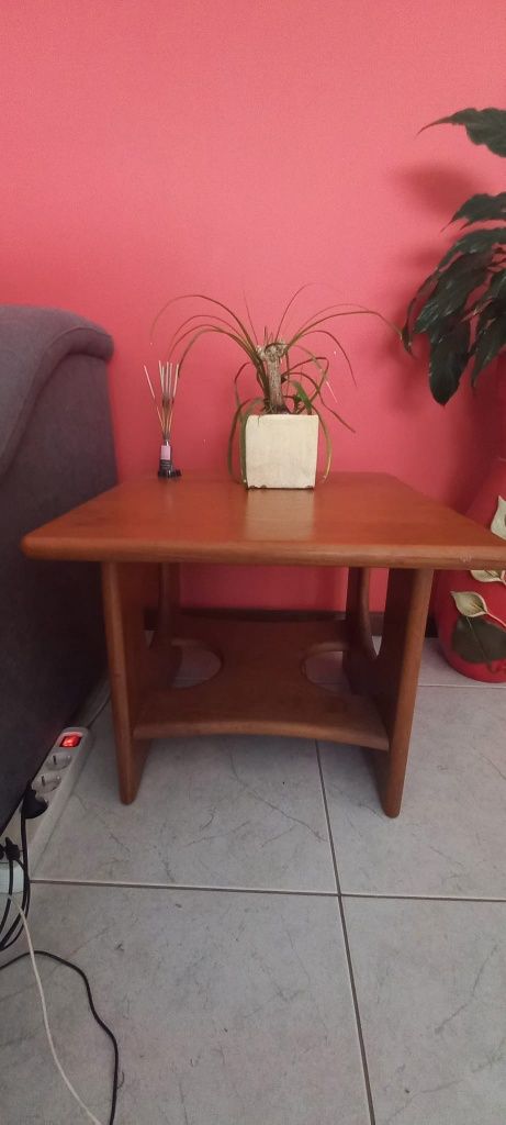 Mesa de apoio em pinho maciço