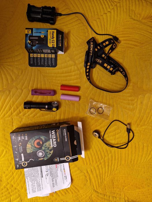 Latarka  Armytek WIZARD C2 PRO +Ładowarka Armytek Handy C2 Pro