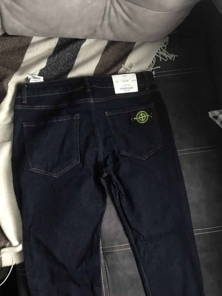 Продам джинси stone island