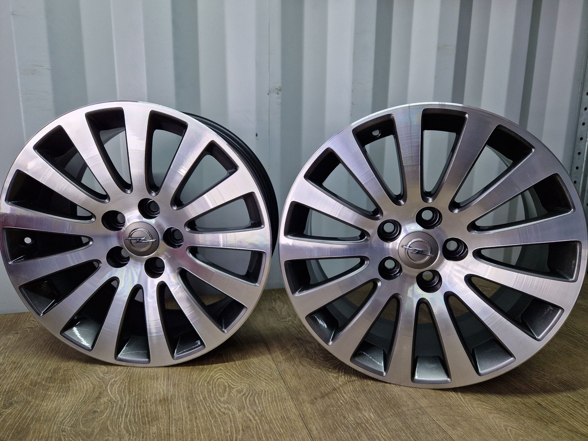 Felgi 18 opel insignia 5x120 8j et42 os 67.1