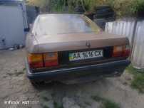 Audi 100 C3 1982 2.2 бензин 5 циліндрів на ходу