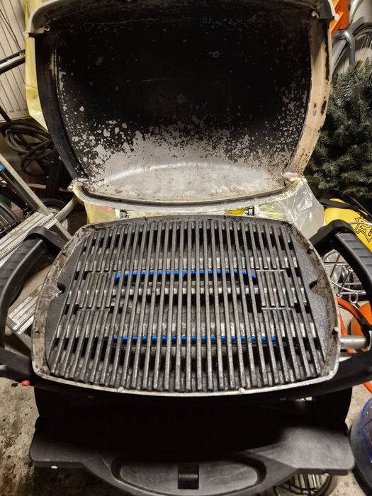 Grill Webber q1xx