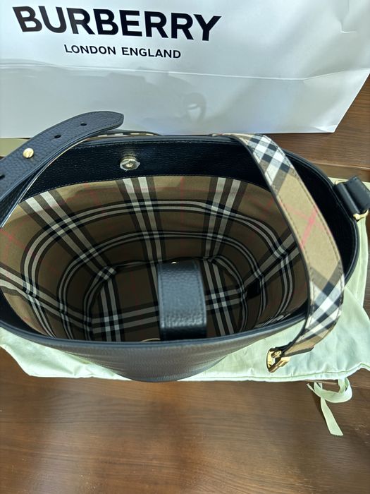 Шкіряна сумка Burberry