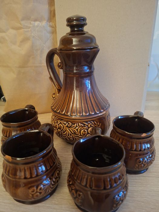 Zestaw PRL dzbanek kubki