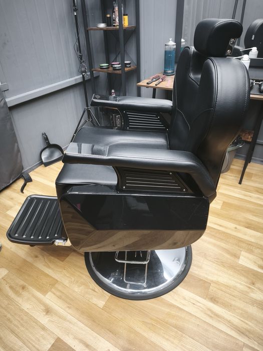 Fotek barberski stan bardzo dobry fotel fryzjerski