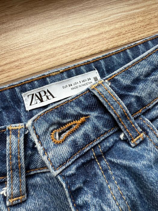 Jeansy Zara niebieskie