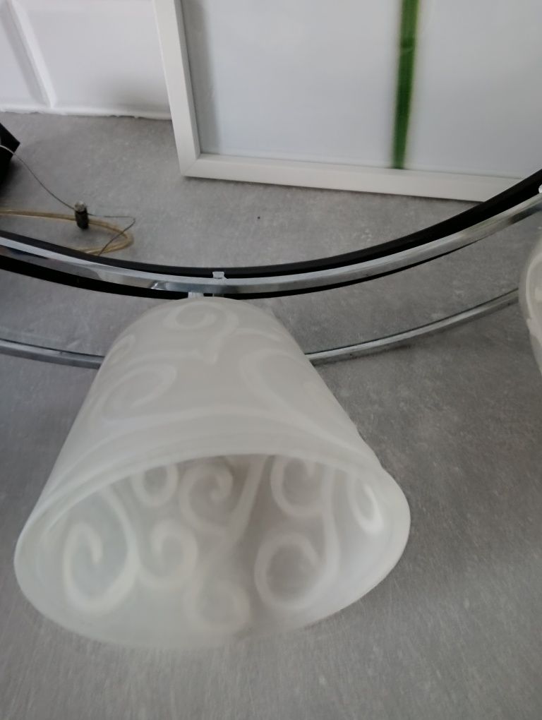 Żyrandol -lampa na 4 żarówki