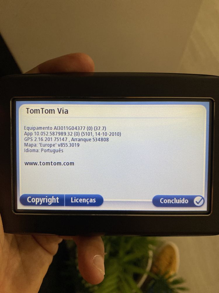 GPS Tomtom VIA 120 modelo 4EH44