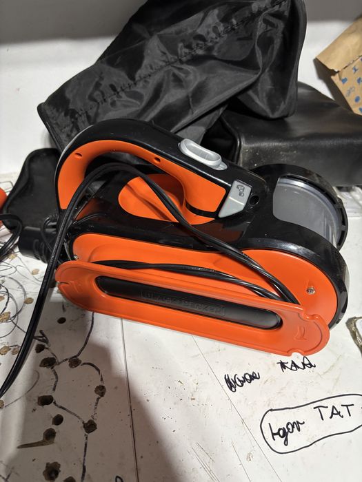 Odkurzacz samochodowy black decker dustbuster pivot