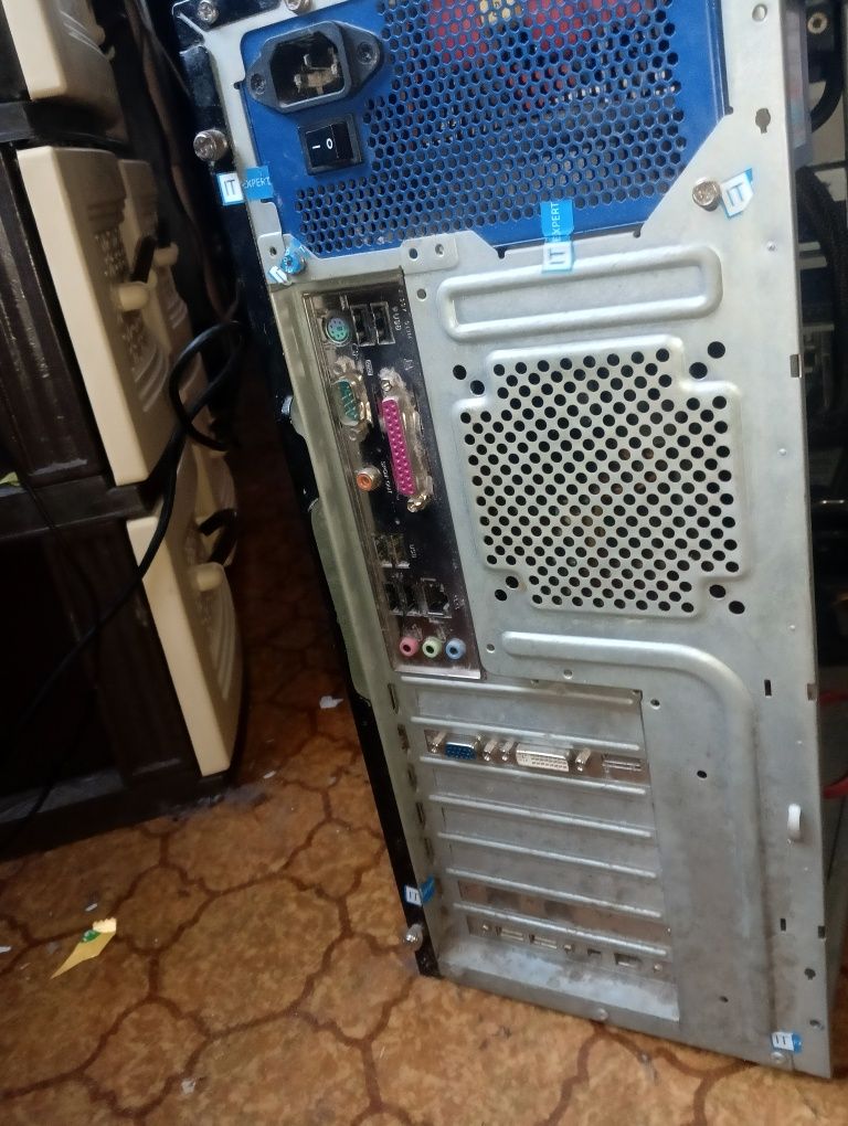 Комп'ютер 4 ядра ссд 128 видюха 2гб ram 8