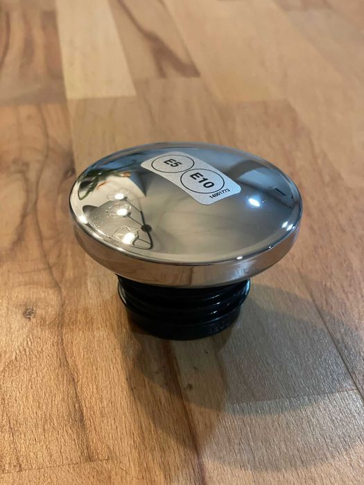 Tampa depósito original Harley Davidson 48 cromada