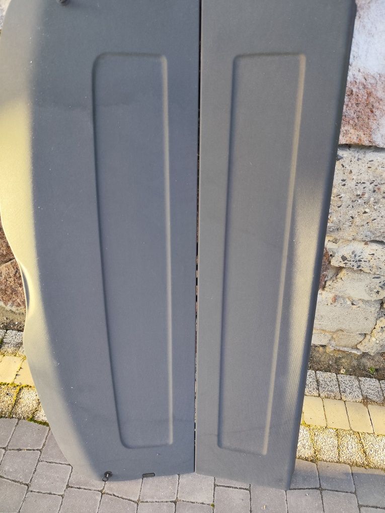 Roleta, półka bagażnika Audi Q5