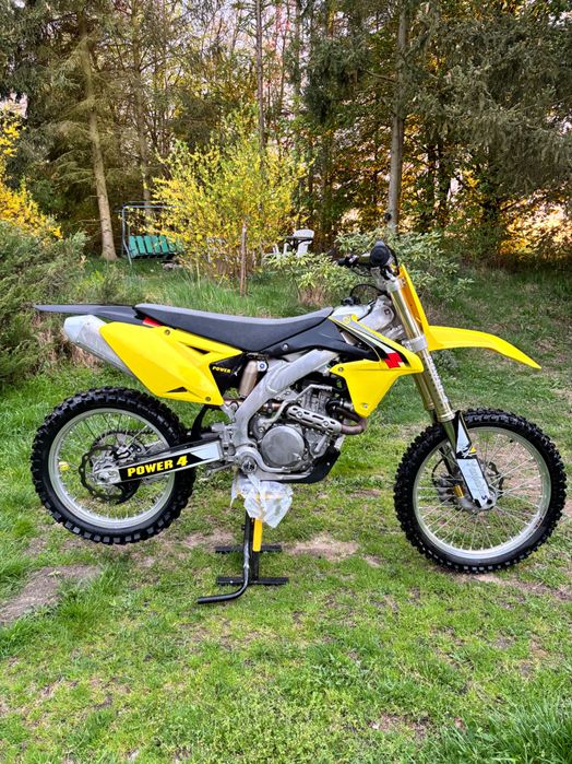 Suzuki Rmz super stan