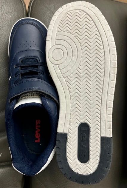 Levis sneakersy buty granatowe na rzepy NOWE rozmiar 35