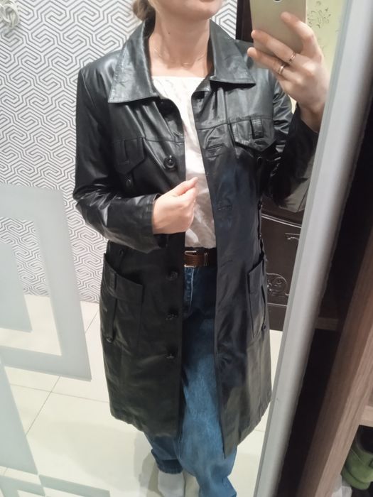 Шкіряний натуральний тренч, плащ чорний Escada Турція