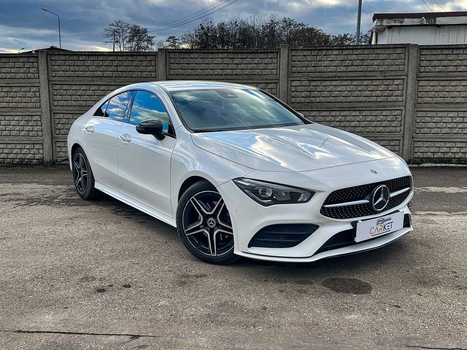 Wynajem samochodu/Wypożyczalnia samochodów Mercedes-Benz CLA Automat