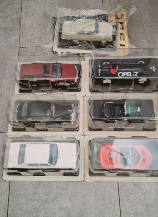 Opel 1:24 7 modeli