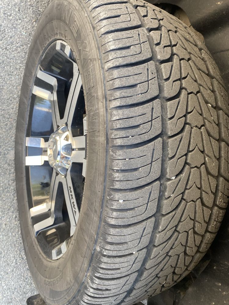 Продам колеса в сборі 6х139,7 R20