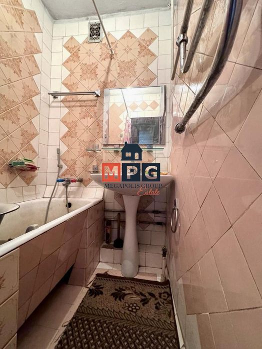 Продаж 4-кімнатної квартири / вул. Ініціативна, Залютине