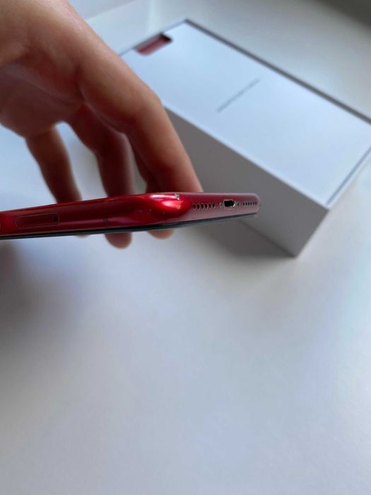 Iphone XR czerwony używany 64 GB