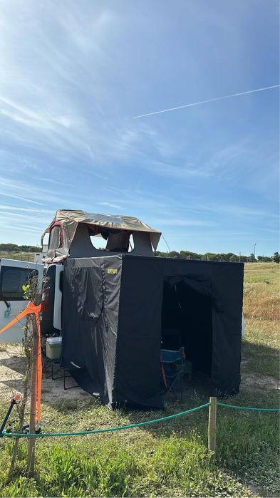 Tenda de tejadilho  4 pessoas